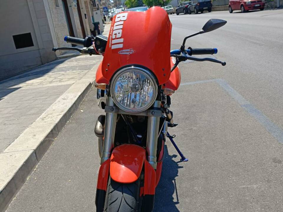 Image 28/48 of Buell X1 Lightning (2000)