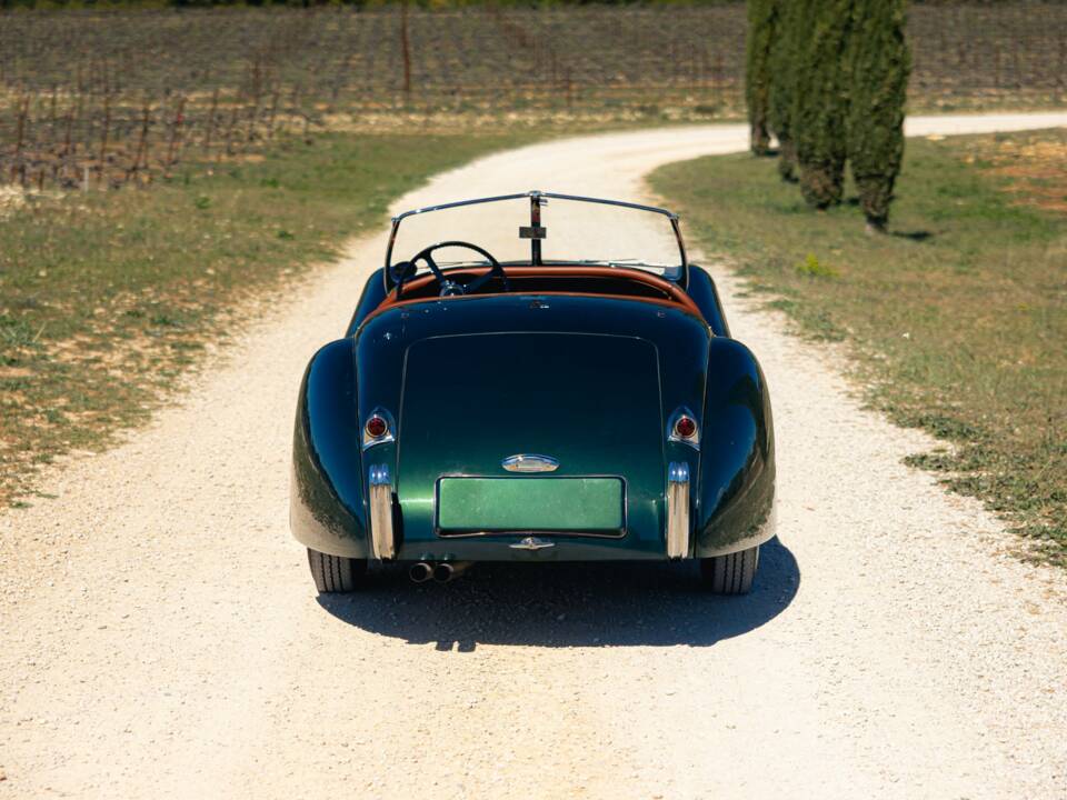 Afbeelding 6/58 van Jaguar XK 120 SE OTS (1954)