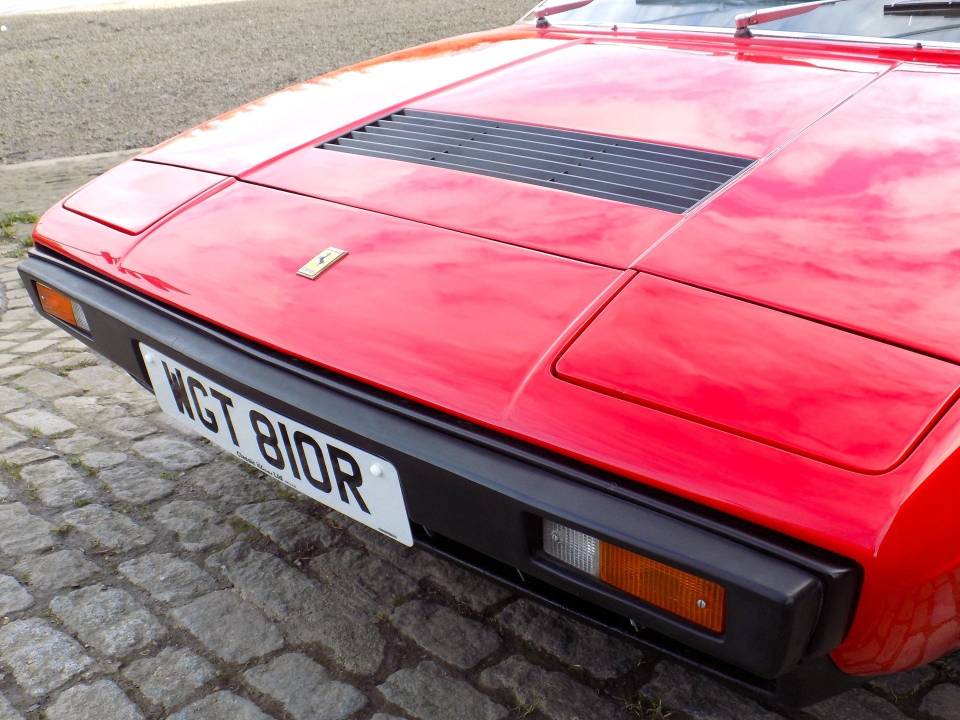 Image 41/50 de Ferrari 308 GT4 (1977)