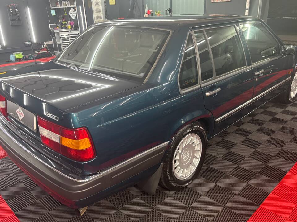 Image 4/32 of Volvo 960 3.0i (1992)
