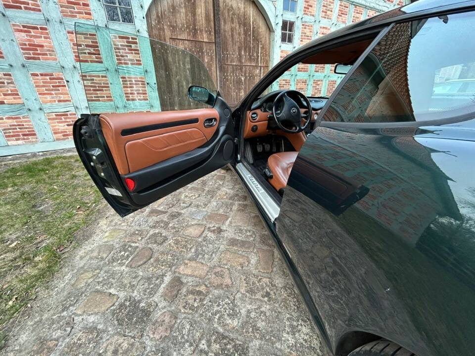 Afbeelding 4/22 van Maserati 4200 (2002)