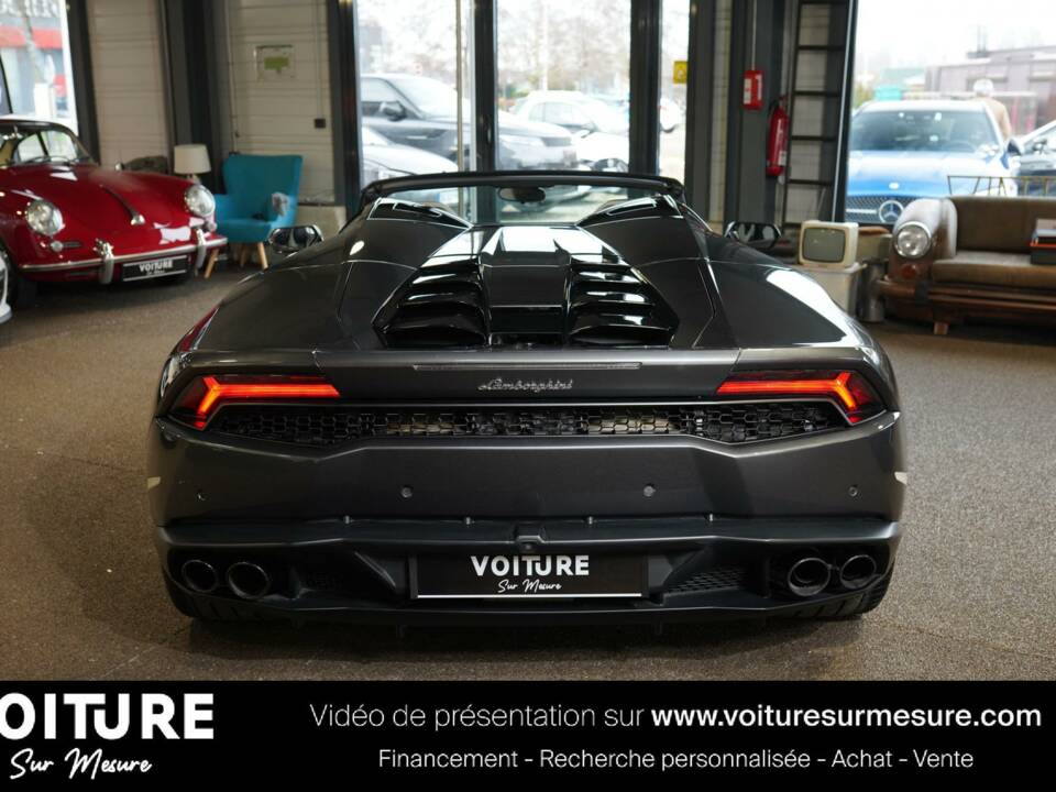 Image 38/44 de Lamborghini Huracán Spyder (2016)