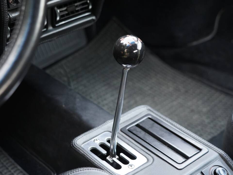 Immagine 33/100 di Ferrari 208 GTS Turbo (1989)