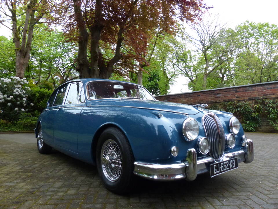 Image 7/19 of Jaguar Mk II 3.8 (1964)