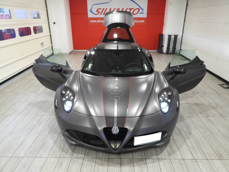 Bild 11/15 von Alfa Romeo 4C (2018)