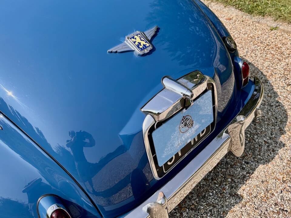 Imagen 11/82 de Peugeot 203 (1953)