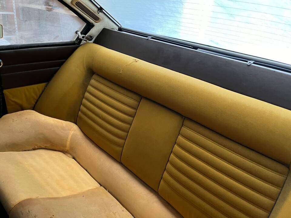 Bild 25/44 von Lancia Beta Coupe 1300 (1978)