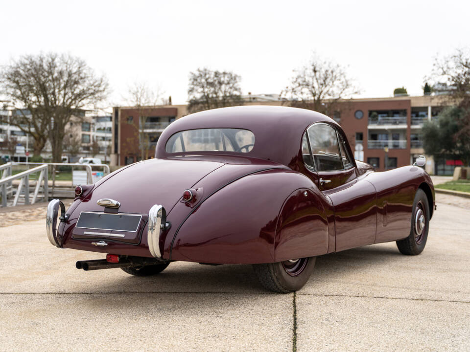 Afbeelding 10/50 van Jaguar XK 120 SE FHC (1952)