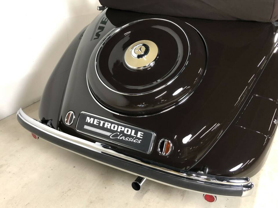 Image 30/38 of Mercedes-Benz 320 Cabriolet A (1938)