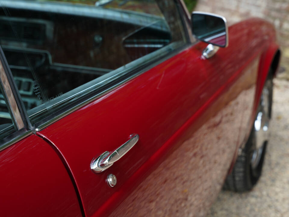 Bild 45/50 von Jaguar XJ 6 C 4.2 (1976)