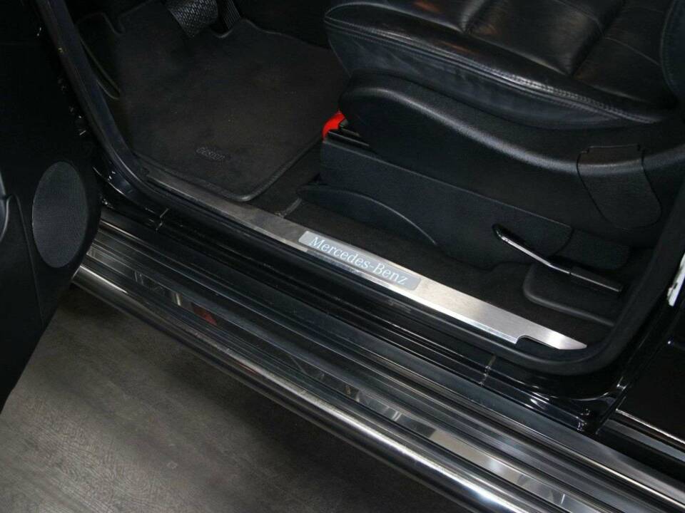 Imagen 14/50 de Mercedes-Benz G 500 (SWB) (2006)