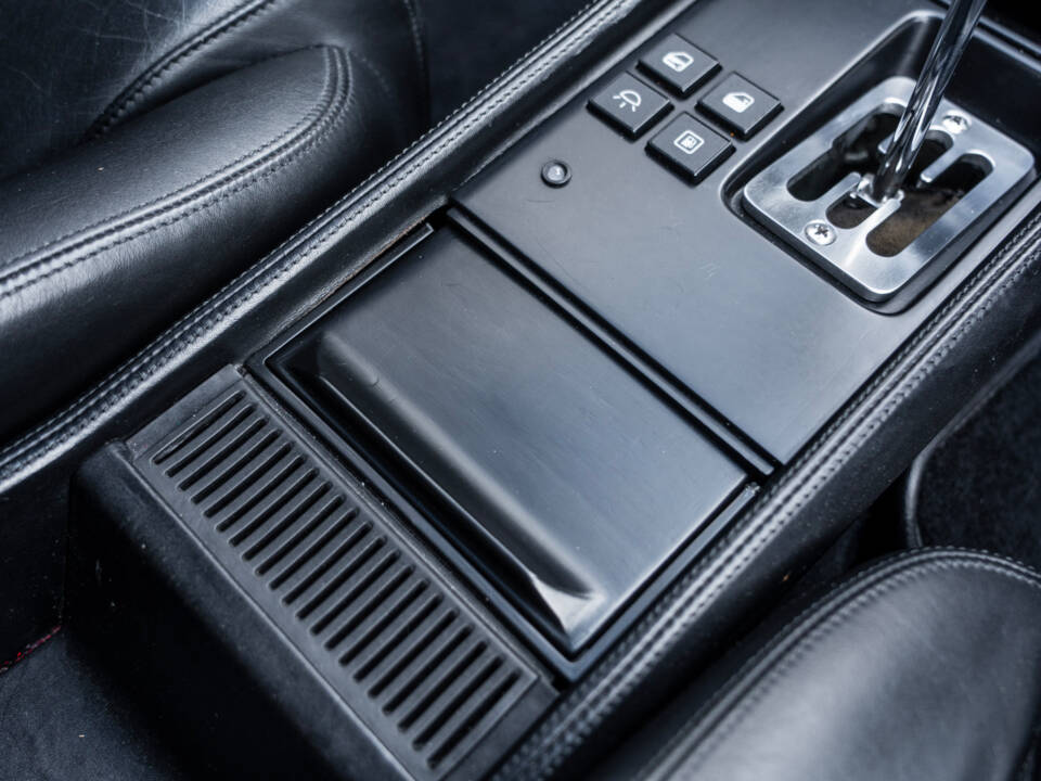 Bild 37/56 von Ferrari 348 TB (1992)