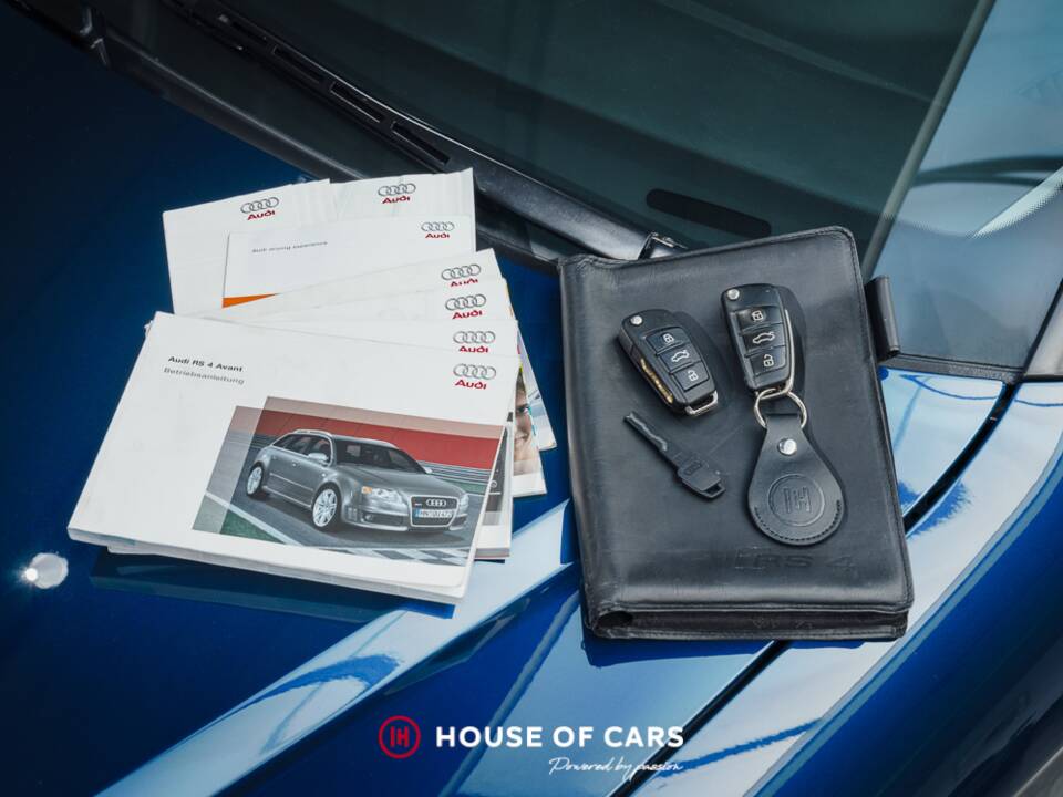 Image 22/22 of Audi RS4 Avant (2007)