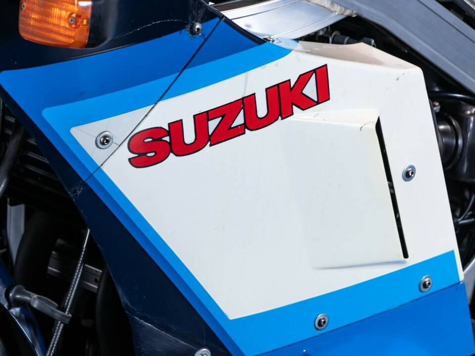 Bild 47/50 von Suzuki GSX-R 1100 (1986)