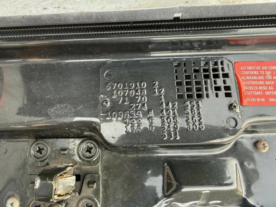 Image 33/50 de Mercedes-Benz 560 SL (1986)