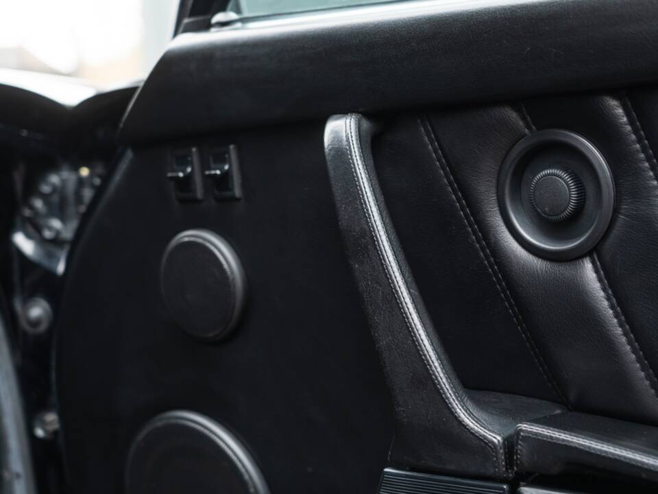 Image 52/67 of Porsche 911 Turbo 3.3 (1987)