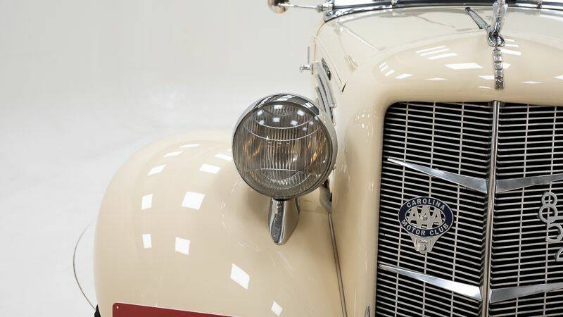 Afbeelding 3/15 van Auburn 852 Phaeton (1936)
