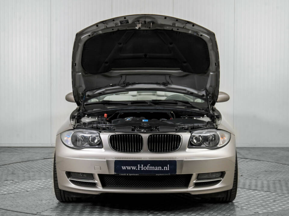 Bild 44/50 von BMW 125i (2008)