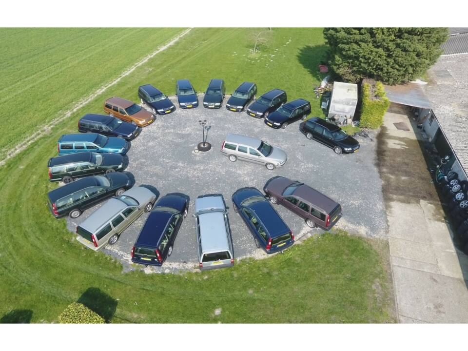 Bild 26/29 von Volvo XC70 2.4T (2001)