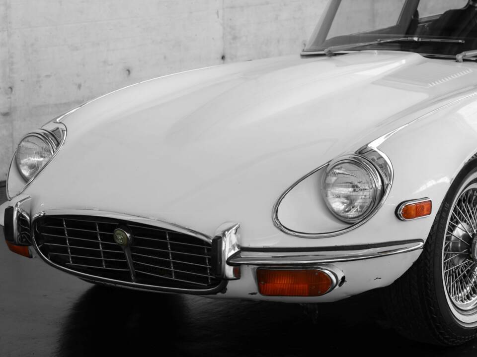 Bild 11/40 von Jaguar E-Type V12 (1972)