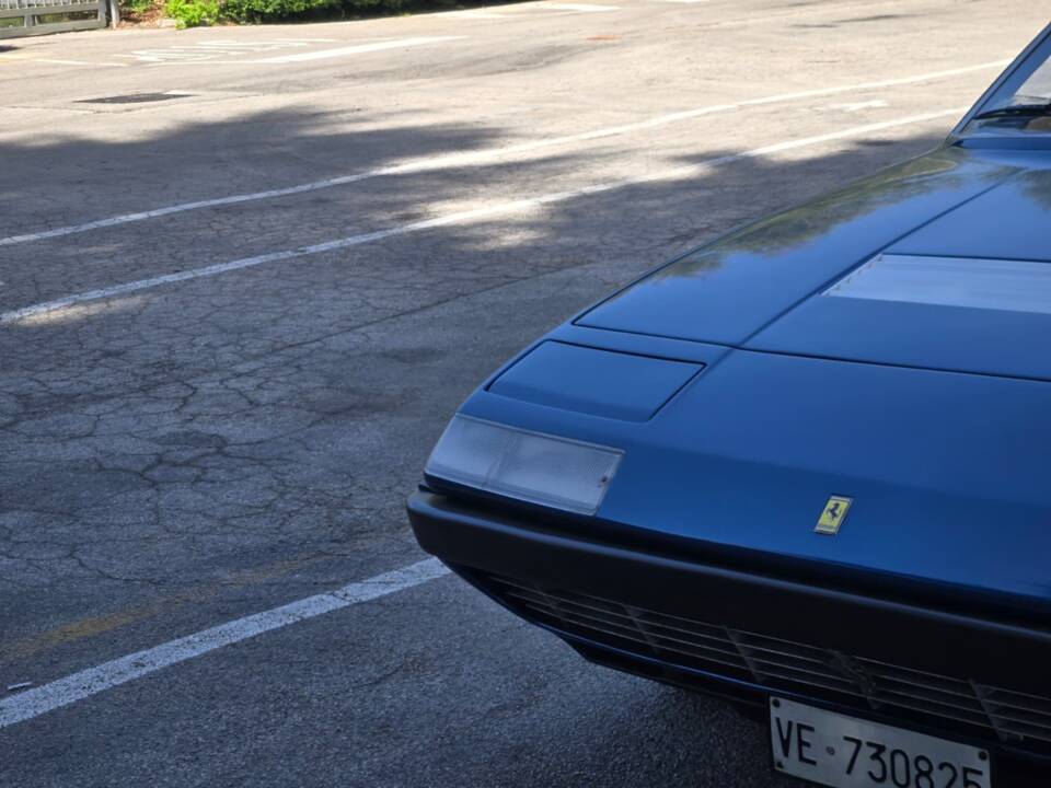 Image 20/77 of Ferrari 365 GT4 2+2 (1975)
