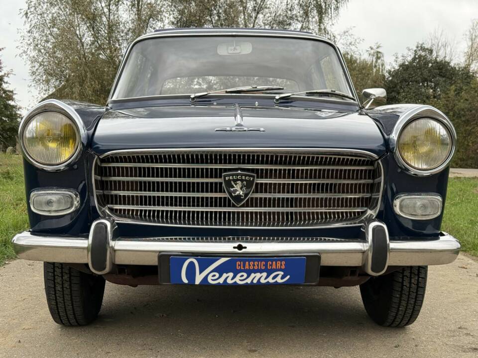 Image 2/19 de Peugeot 404 (1964)