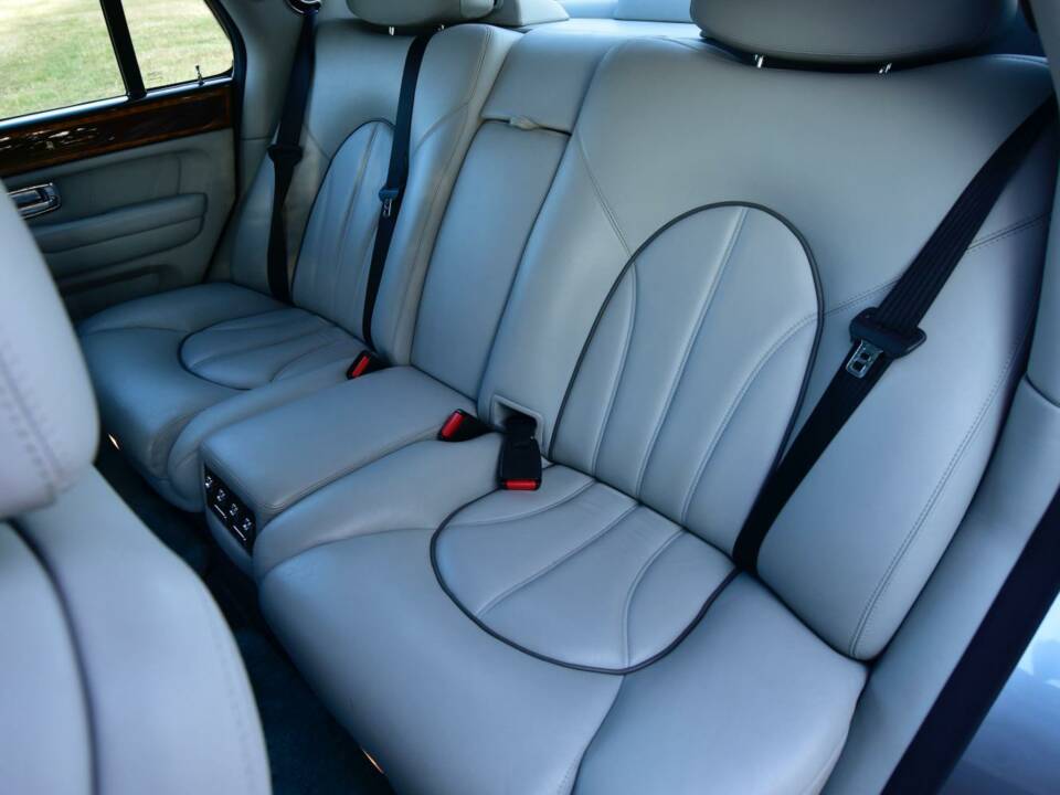Image 39/50 of Rolls-Royce Silver Seraph (1998)