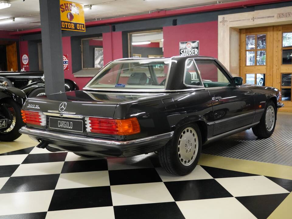 Image 3/15 of Mercedes-Benz 300 SL (1986)