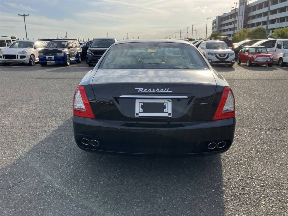 Image 5/46 of Maserati Quattroporte S 4.7 (2010)
