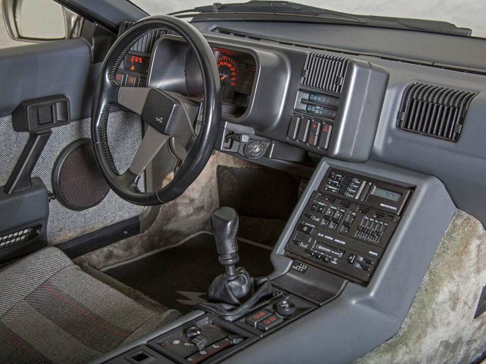Bild 23/32 von Alpine GTA V6 Turbo (1986)