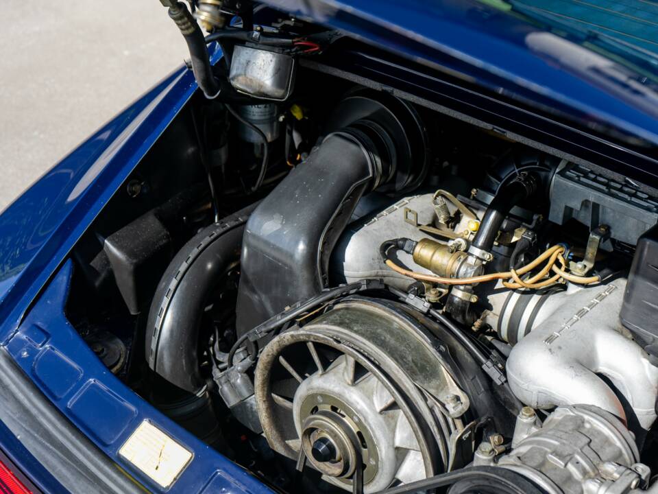 Bild 40/48 von Porsche 911 Carrera 3.2 (1984)