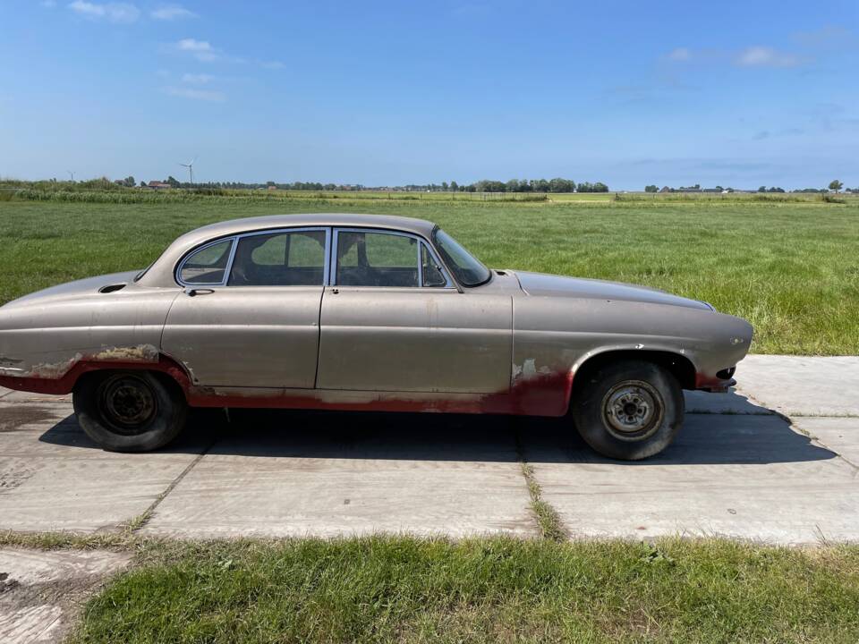 Afbeelding 4/40 van Jaguar Mk X 4.2 (1964)