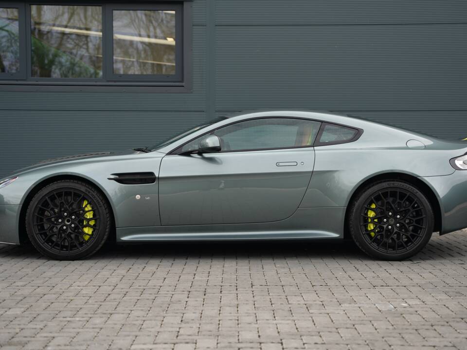 Bild 6/50 von Aston Martin V12 Vantage AMR (2017)