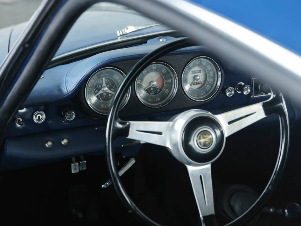 Image 19/50 de Alfa Romeo Giulia 1600 Sprint (1962)