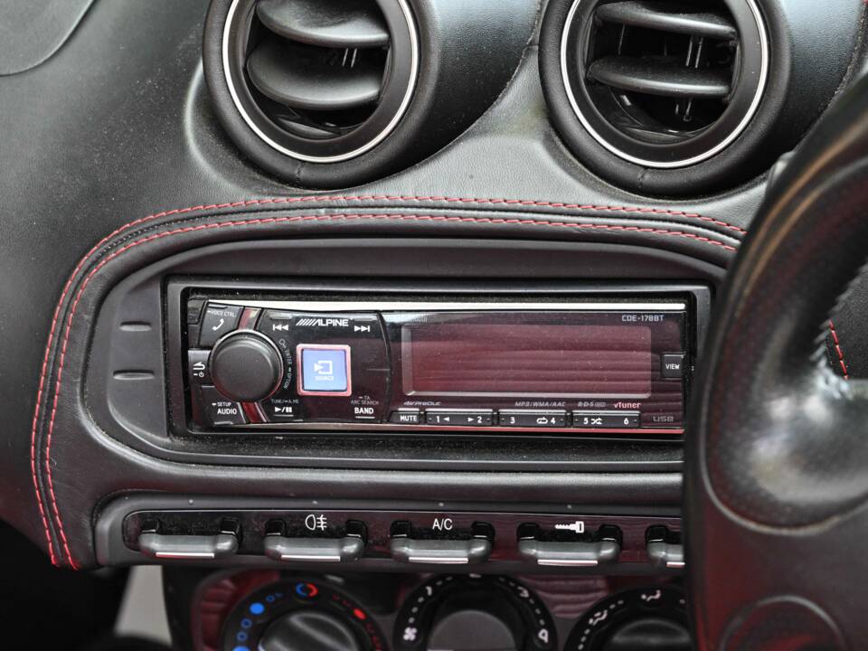 Image 7/50 of Alfa Romeo 4C Spider (2017)