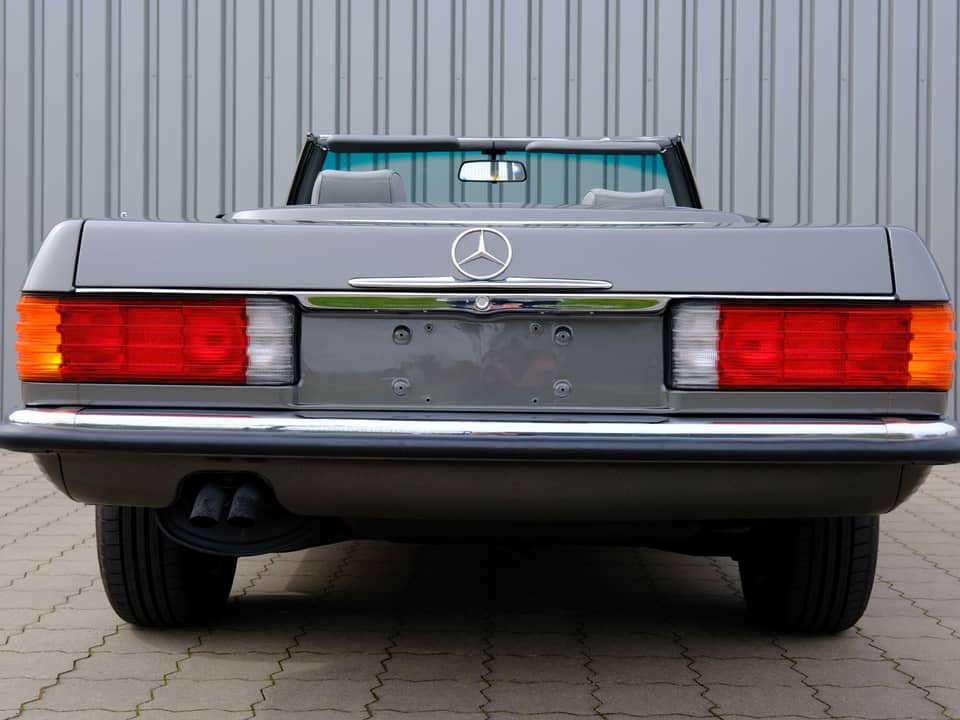 Image 67/96 of Mercedes-Benz 560 SL (1987)