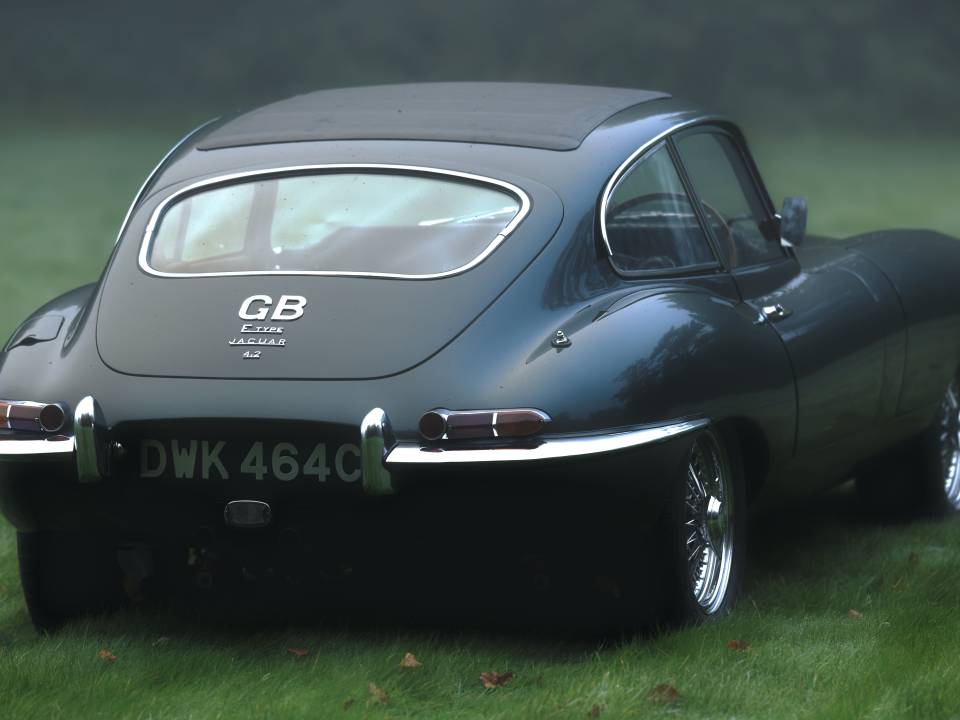 Afbeelding 2/50 van Jaguar E-Type 4.2 (1965)