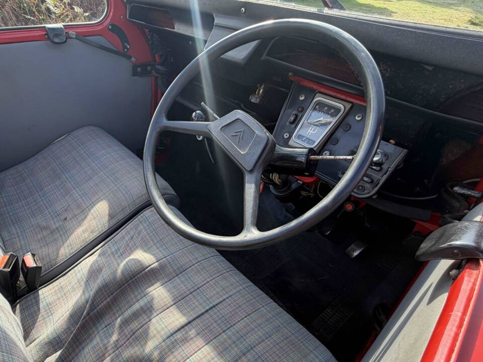Bild 8/12 von Citroën 2 CV 6 (1990)