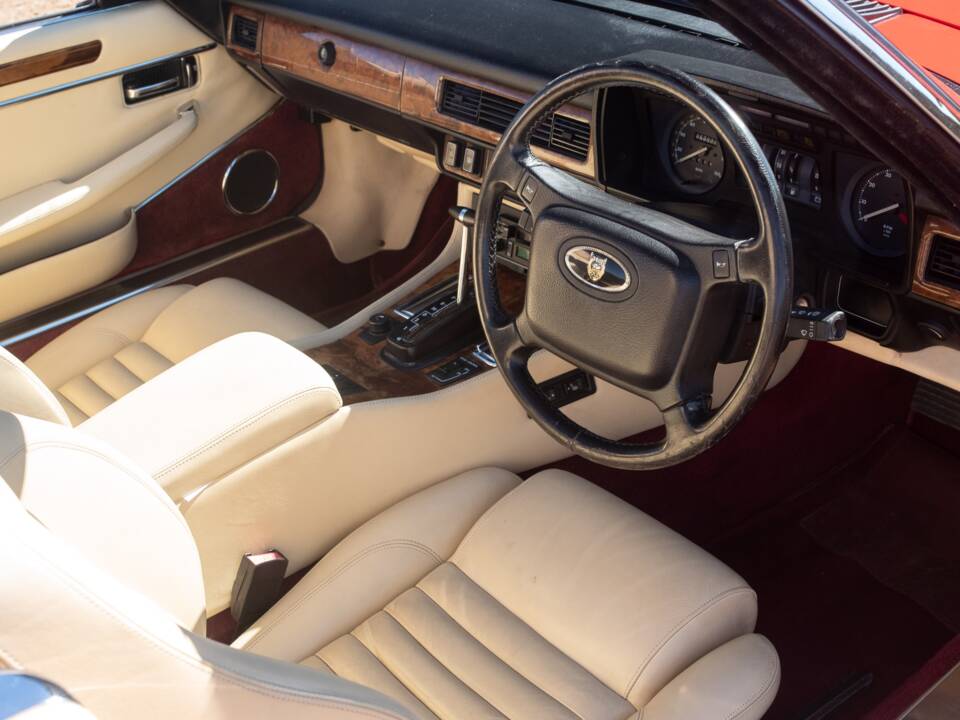 Bild 4/50 von Jaguar XJS 5.3 V12 (1990)