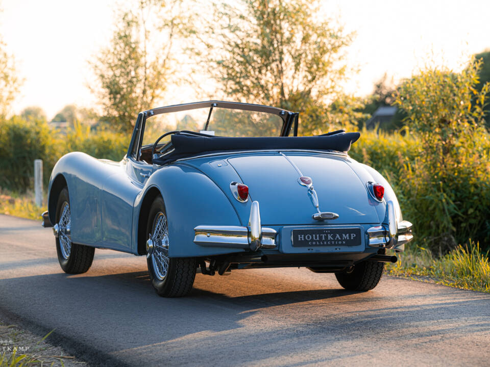 Imagen 10/18 de Jaguar XK 140 DHC (1955)