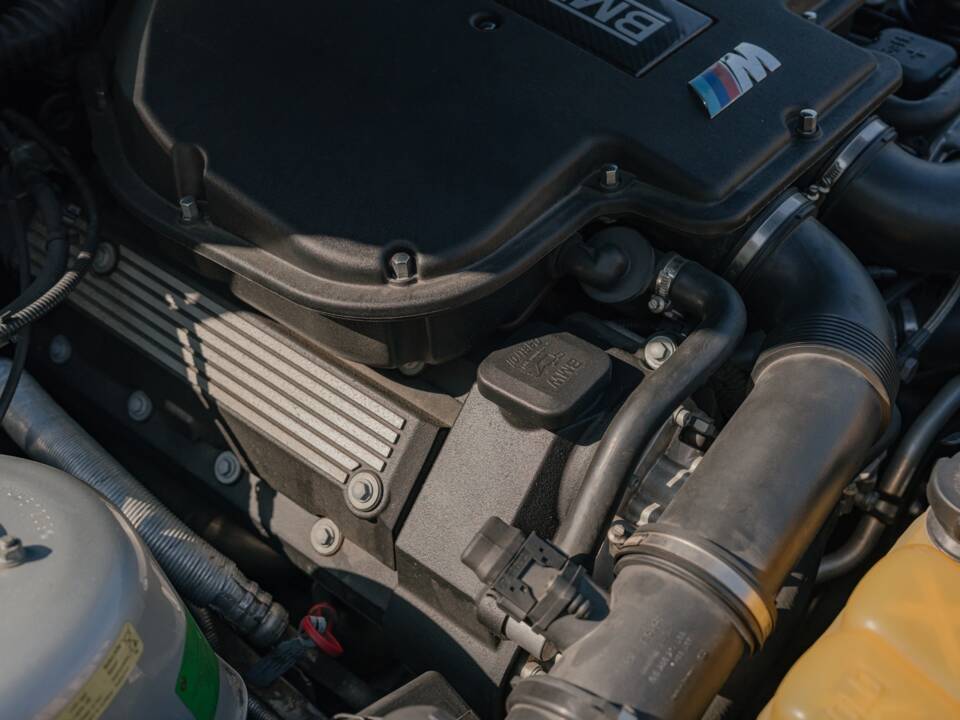 Image 168/185 of BMW Z8 (2001)