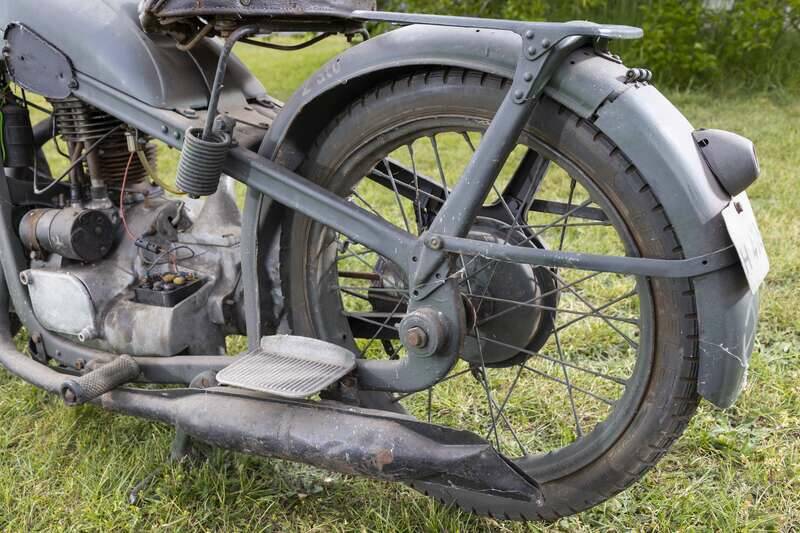 Image 32/41 of BMW R 35 (1938)