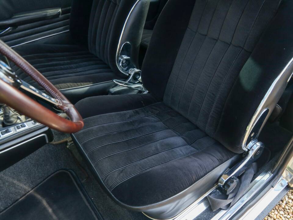 Immagine 45/50 di BMW 3.0 CSi (1973)