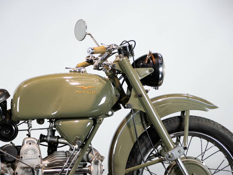 Image 42/50 of Moto Guzzi DUMMY (1963)