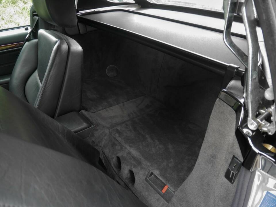 Image 20/50 of Mercedes-Benz SL 500 (1900)