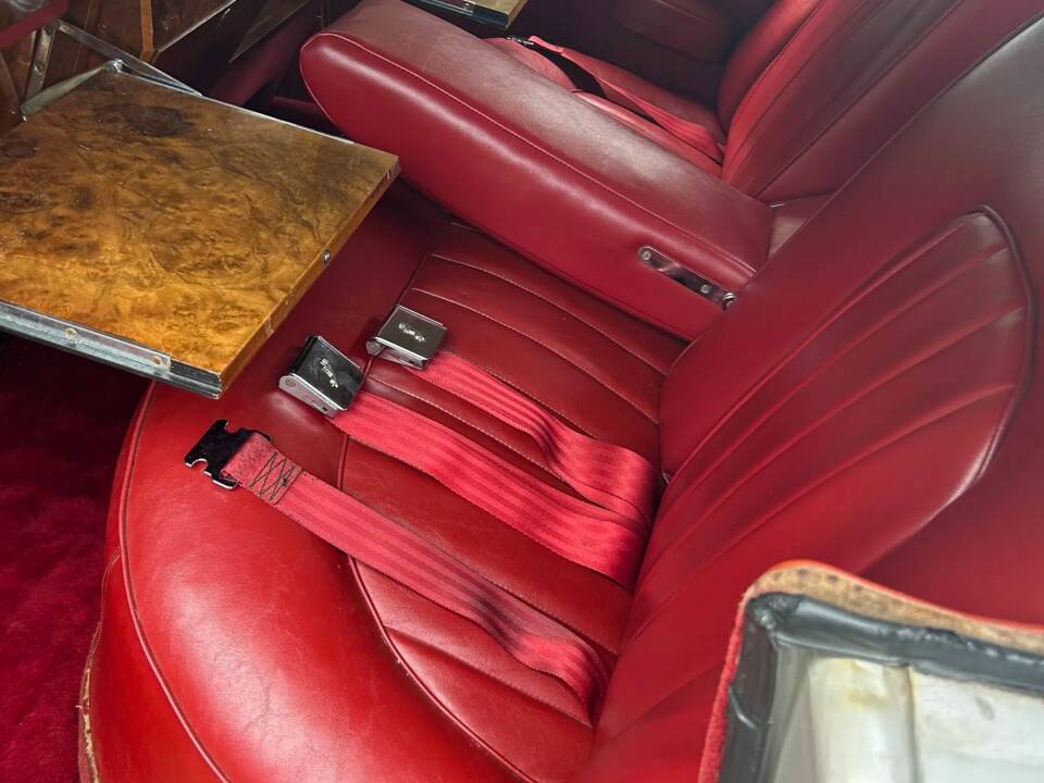 Bild 13/36 von Jaguar Mk IX (1960)