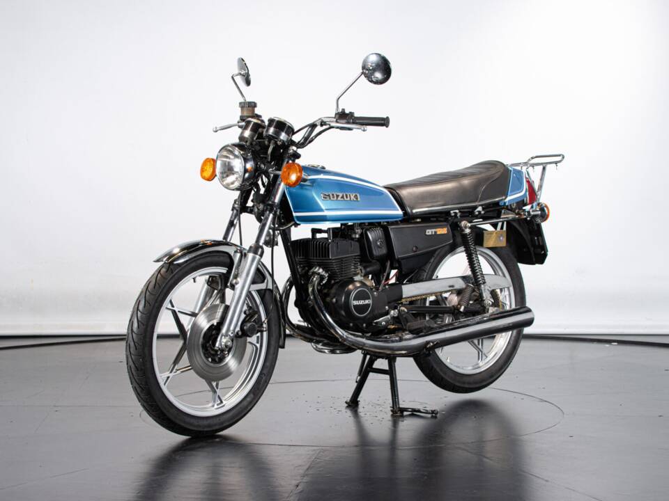 Image 8/50 of Suzuki GT 125 (1979)