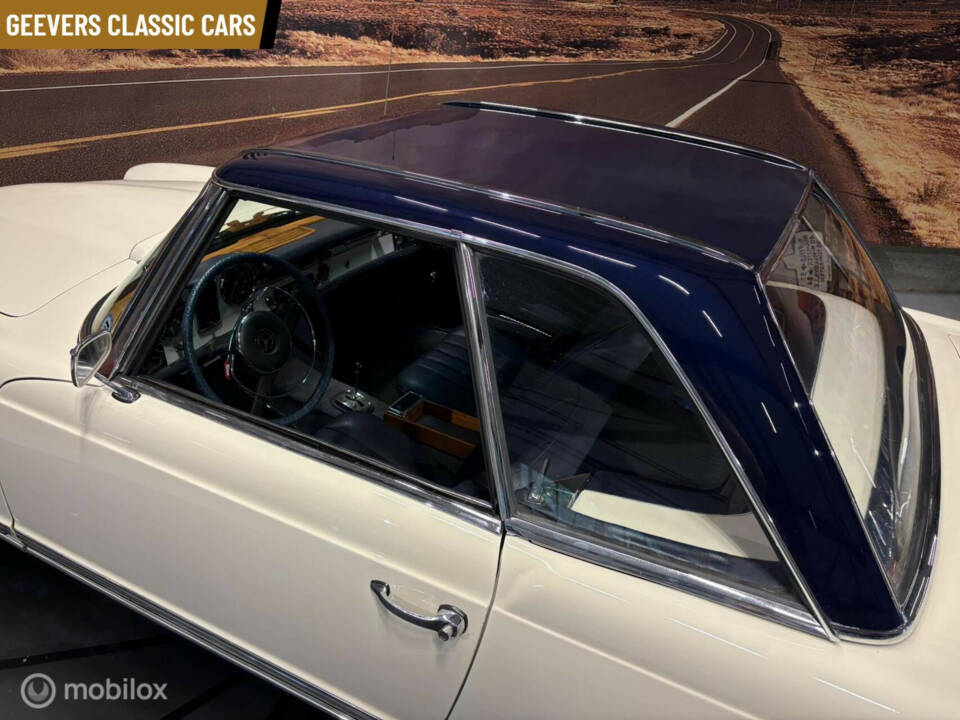 Immagine 26/50 di Mercedes-Benz 230 SL (1965)