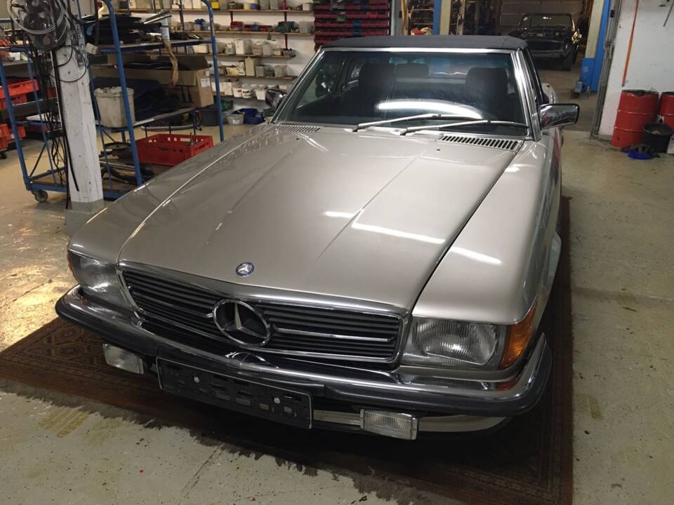 Afbeelding 5/17 van Mercedes-Benz 300 SL (1987)