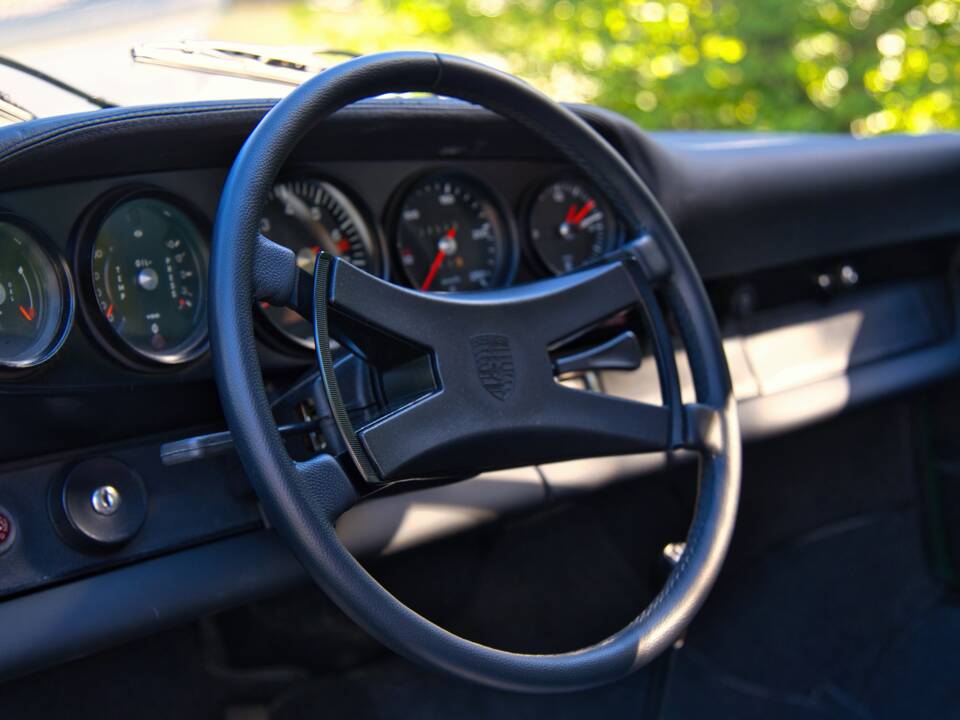 Image 47/76 of Porsche 911 2.4 T (1973)